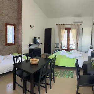 rezervați aici